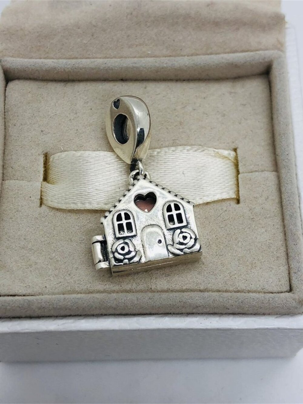 ✨🔥Pandora House dangle CHARM